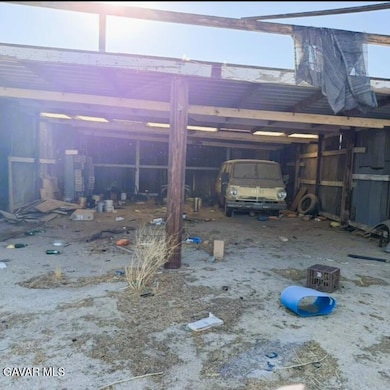 61 Joshua Ln, Mojave, CA 93501 - photo 2