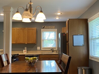 800 Outer Gray St, Newburgh, IN 47630 - photo 7