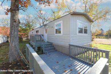 414 Joslen Blvd unit 19, Hudson, NY 12534 - photo 2