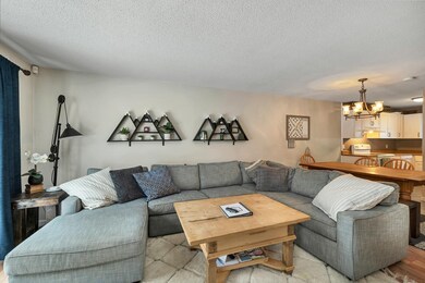 59 Haynesville Ave unit 8, Conway, NH 03818 - photo 2