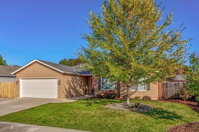 1272 Greentree Way, Central Point, OR 97502 - photo 2