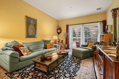 Wellington Crossing unit 107, Waltham, MA 02452 - photo 5