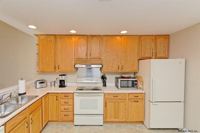 18 Brook St, Rensselaer, NY 12144 - photo 6