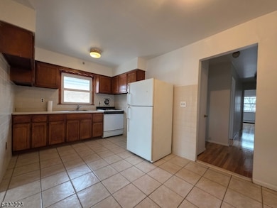 22 Boyle Place, Elizabeth, NJ 07202 - photo 4