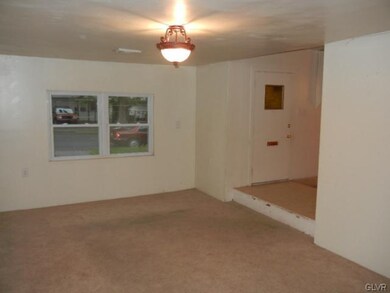 870 N Jasper St unit 876, Allentown, PA 18109 - photo 2