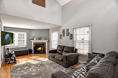 04-Living Room