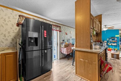 10 Avenue A, Burlington, VT 05408 - photo 7