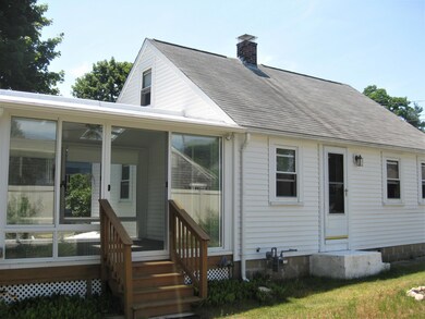 10 Winslow St, Buzzards Bay, MA 02532 - photo 3