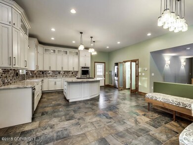 Kitchen/Dining