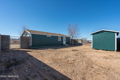 24790 N Mitchell Ln, Paulden, AZ 86334 - photo 2