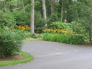 8 Rolling Oaks Dr, Pocasset, MA 02559 - photo 4