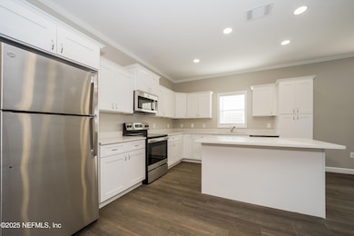 2939 Fitzgerald St, Jacksonville, FL 32254 - photo 6