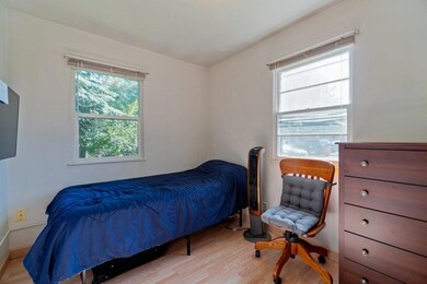Front unit 2nd bedroom