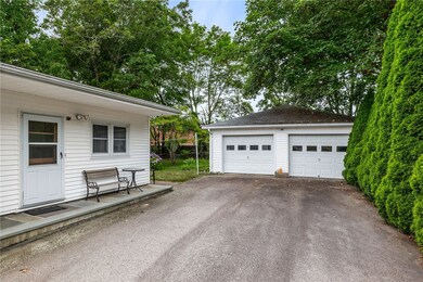 11 Longvue Ave, Westerly, RI 02891 - photo 6