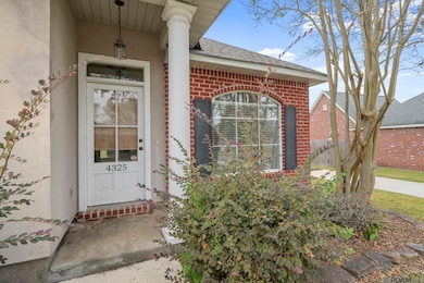 4325 Spring Hollow Ct, Zachary, LA 70791 - photo 3