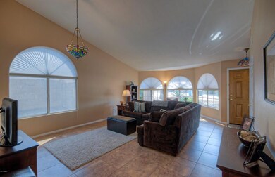 Living room dining room