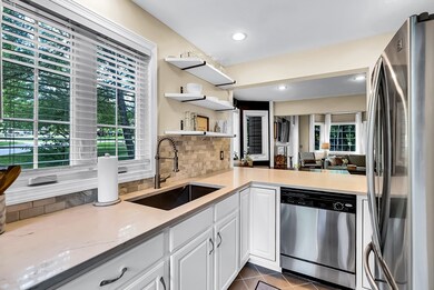 1 Lilac Ct unit 1, Hopkinton, MA 01748 - photo 7