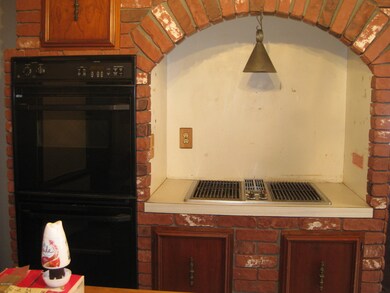 84 School St, Readsboro, VT 05350 - photo 4