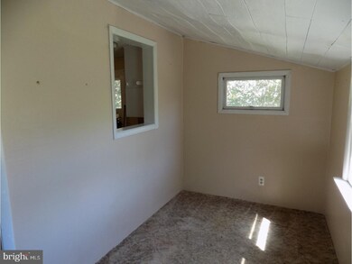 1260 N Reading Ave, Bechtelsville, PA 19505 - photo 5