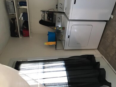 2411 Applegate Ave, Klamath Falls, OR 97601 - photo 7