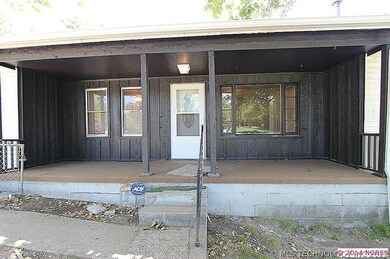 Covered front porch.