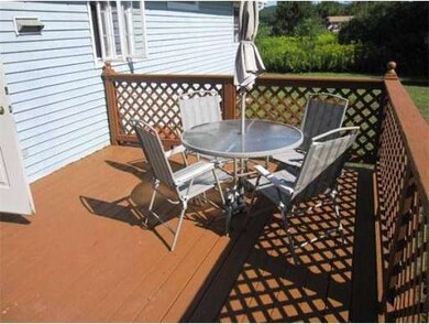 481 Country Club Rd, Greenfield, MA 01301 - photo 3