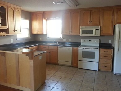 116 Monticello Dr, Byron, GA 31008 - photo 2