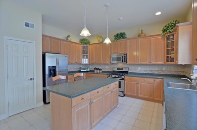 008_Kitchen