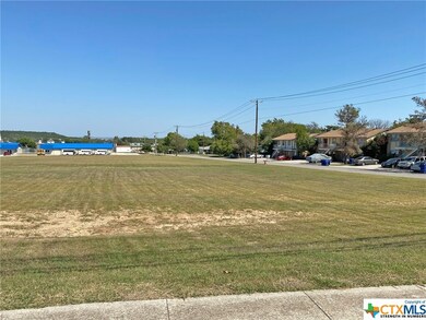 306 Laura St, Copperas Cove, TX 76522 - photo 3