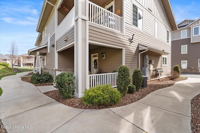 11-Front walkway