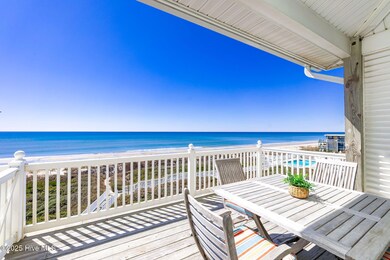 Covered porch w/ expansive views