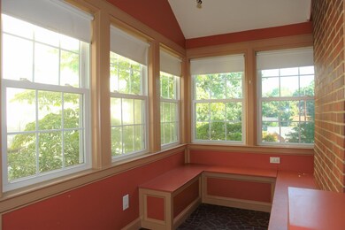 2333 Laburnum Ave SW Roanoke-large-006-0