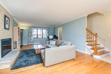 839 N Fordham Ave unit 2, Aurora, IL 60506 - photo 3