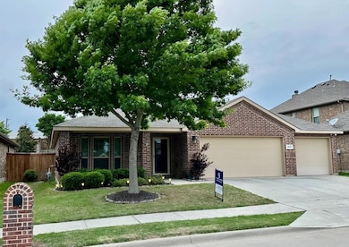 213 Orbit Dr, Lavon, TX 75166 - photo 2