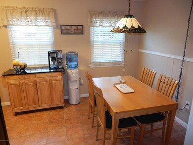 Kitchen c
