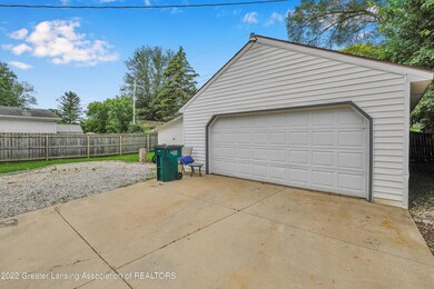 4608 Palmer St, Lansing, MI 48910 - photo 3
