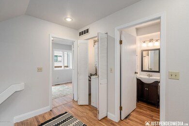 Full Bath & Laundry Closet