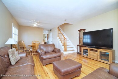 69 Roswell Ave, Staten Island, NY 10314 - photo 3