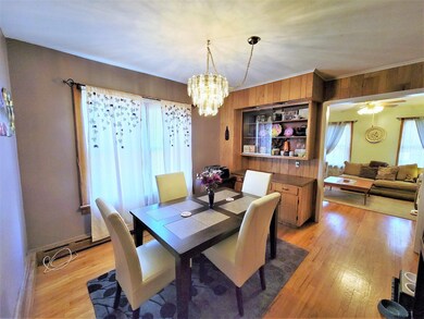 557 4th Ave, Troy, NY 12182 - photo 3