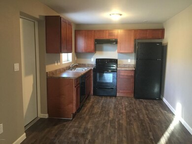 6745 N 54th Ave, Glendale, AZ 85301 - photo 5