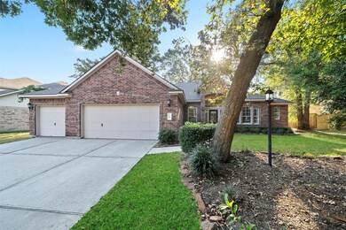 Nice 3 car garage home. New roof and exterior paint