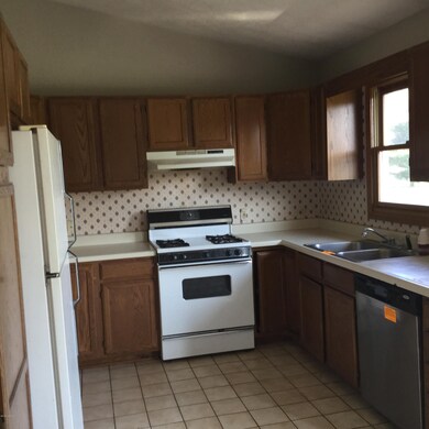 2977 Hickory Nut Lane