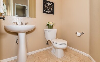 005_Guest Bathroom