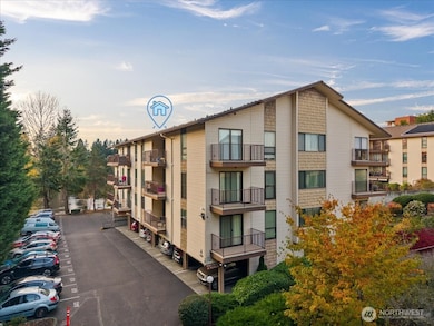 13201 Linden Ave N unit 310A, Seattle, WA 98133 - photo 3