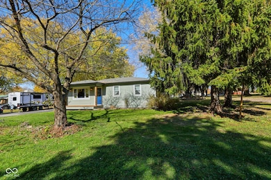 11240 E Mcgregor Rd, Indianapolis, IN 46259 - photo 2