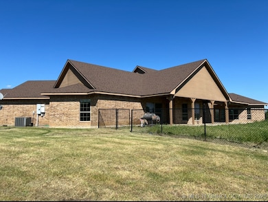 7400 Prairie View Rd, Kenefic, OK 74748 - photo 2