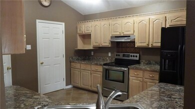 Kitchen - Great cabinet and counter space. Walk in