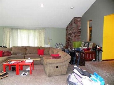 154 Edgewater Dr, Pembroke, MA 02359 - photo 7