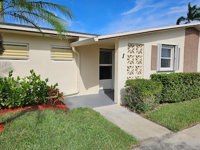 2572 Emory Dr E unit I, West Palm Beach, FL 33415 - photo 2