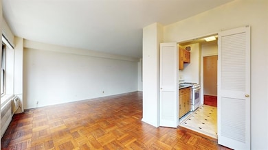 Riverview South unit 9J, New York, NY 10028 - photo 6